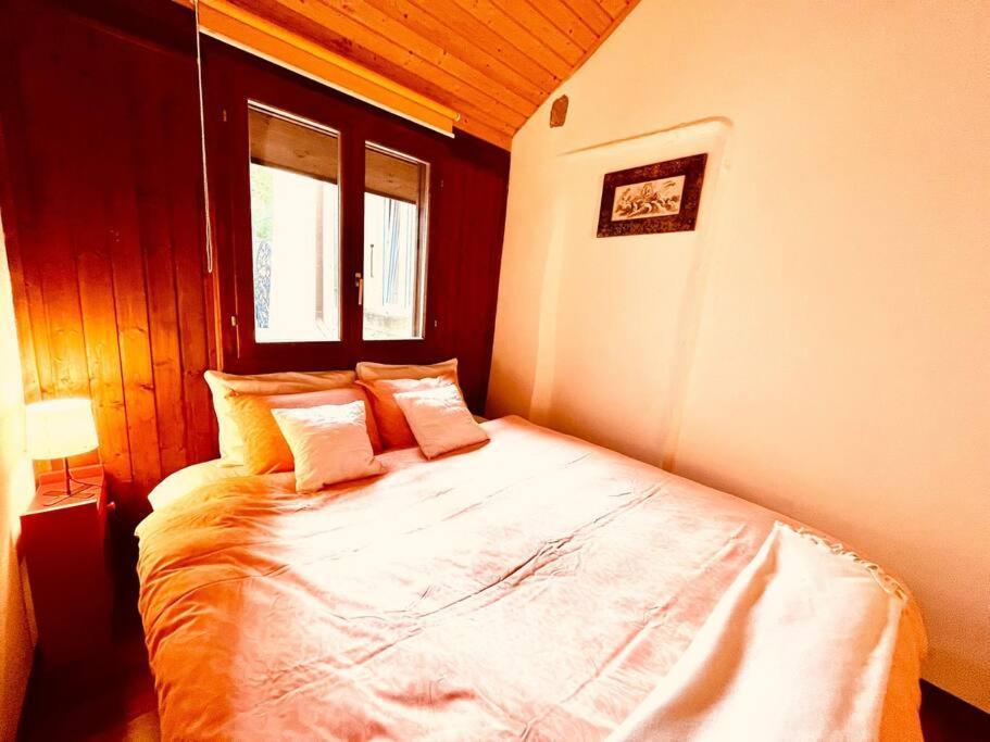 Charmant Appartement De Vacances Alta Ripa Hauterive  Exterior foto